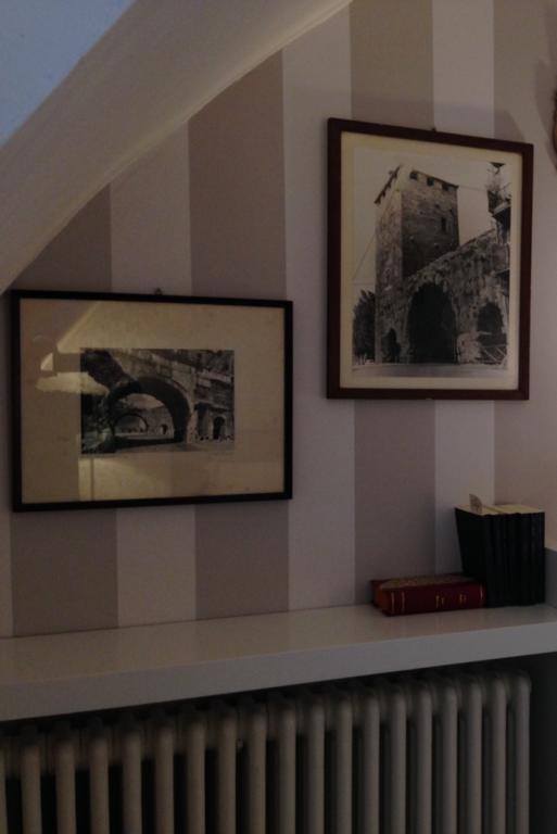 Ferienwohnung La Finestra Sul Cortile Aosta Exterior foto